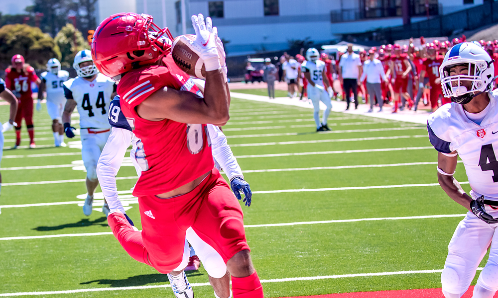 Freshman David Pierro hauled in a pair of touchdown receptions in the 31-20 win over Santa Rosa. (Photo by Eric Sun)