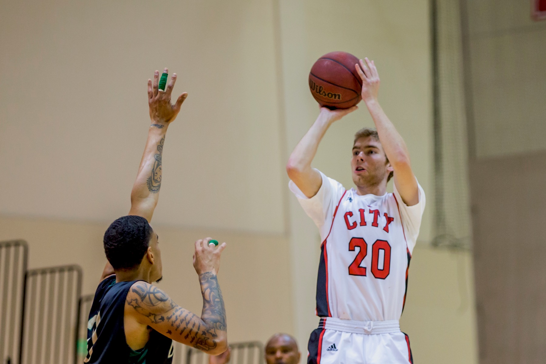 Curtis Witt leads the Rams with 12 points in the first half